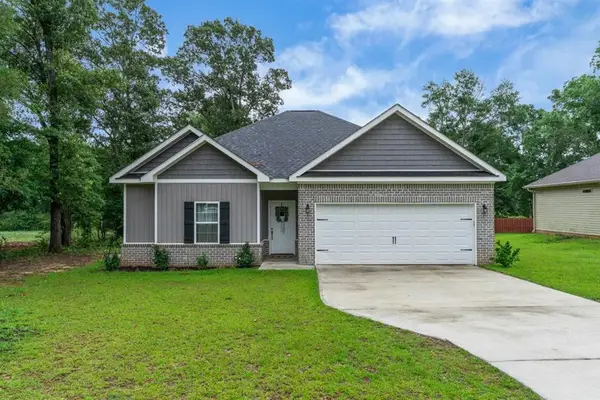 772 Geiger Rd, Headland, AL 36345