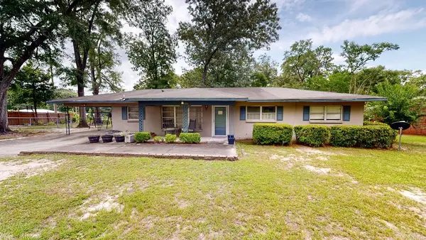 1001 Fairlane Drive, Dothan, AL 36301