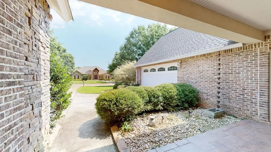 418 Caravella Drive, Dothan, AL 36305 - #3