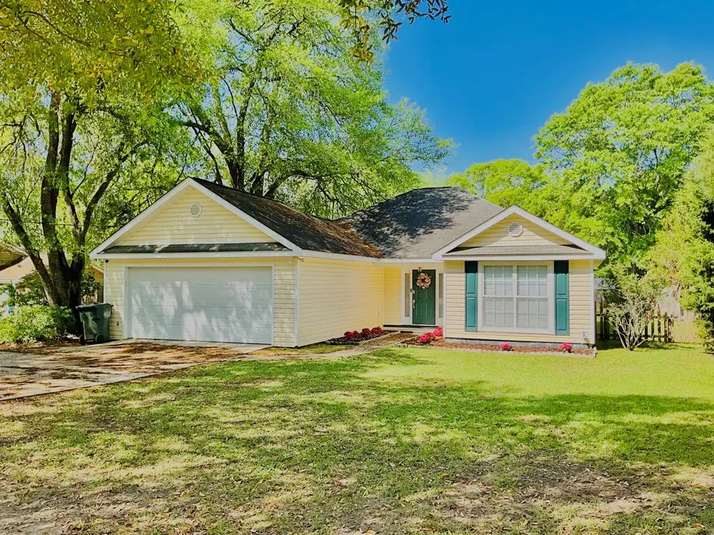 351 N Park Ave, Dothan, AL 36303 - #1
