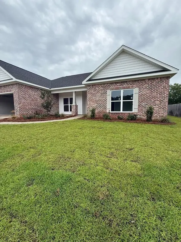 105 Legacy Dr, Enterprise, AL 36330