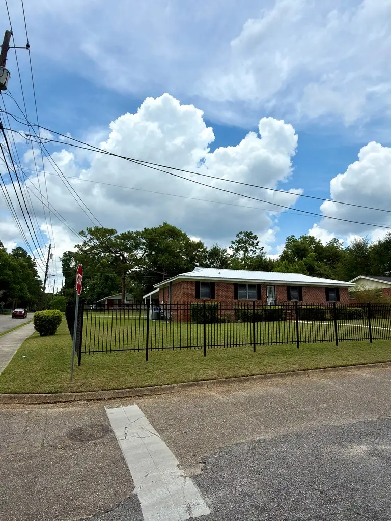 1001 Dutch St., Dothan, AL 36301 - #3