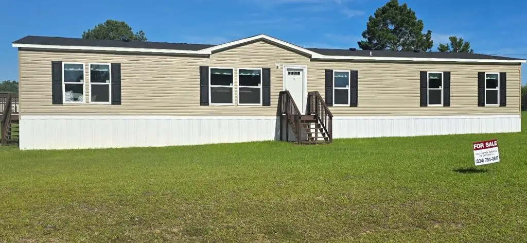 251 Bartlett Loop, Headland, AL 36345 - #1