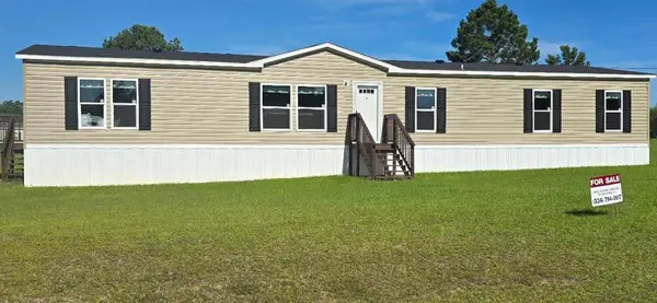 251 Bartlett Loop, Headland, AL 36345