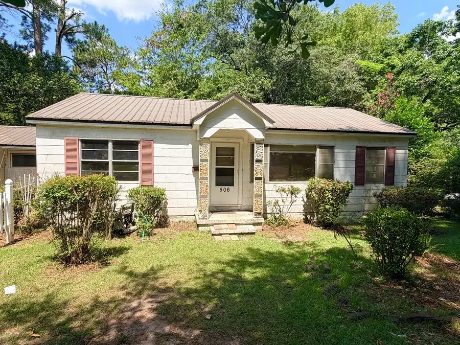 506 S Iroquois Ave, Dothan, AL 36301 - #3
