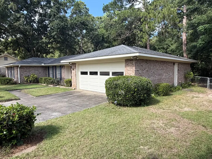 1308 Cambridge, Dothan, AL 36305 - #2
