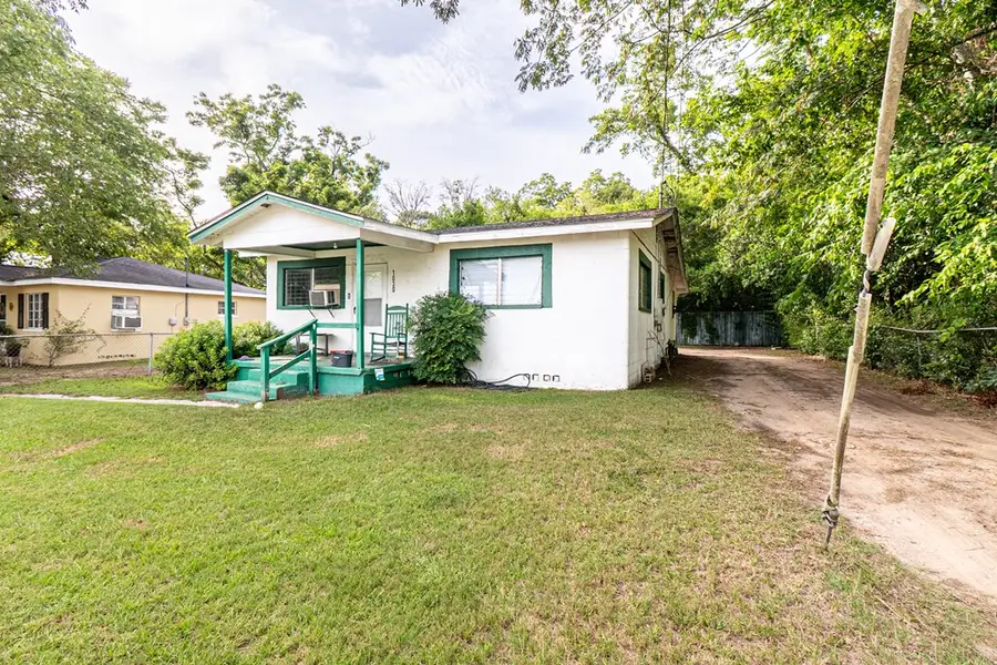 1030 Chickasaw St, Dothan, AL 36303 - #3