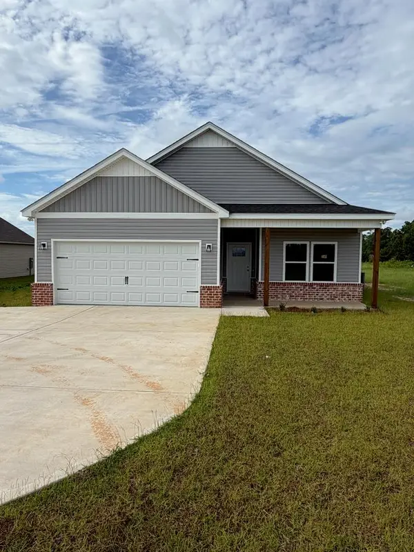 260 County Rd 62, Slocomb, AL 36375