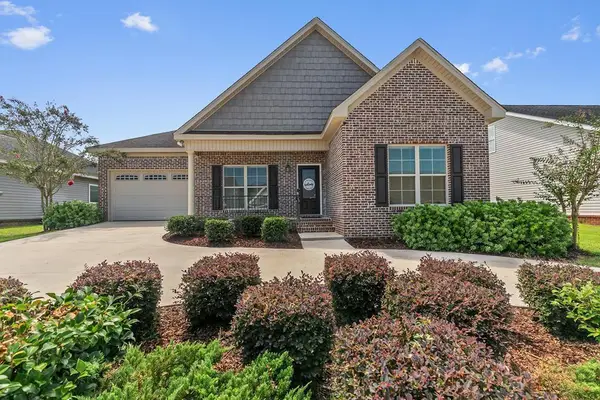 105 Gradic Ln, Dothan, AL 36301