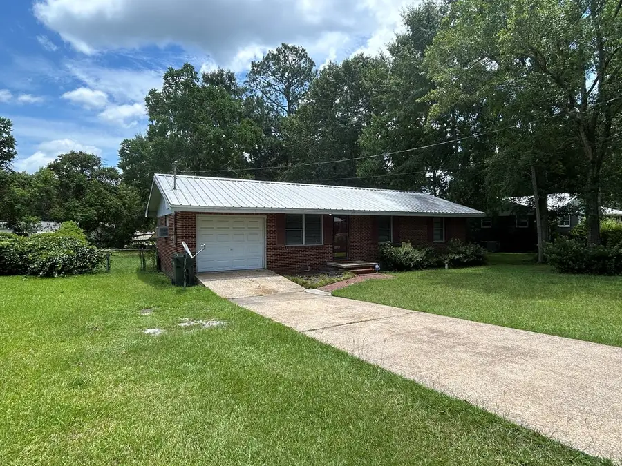 31 Massee Dr, Dothan, AL 36301 - #2