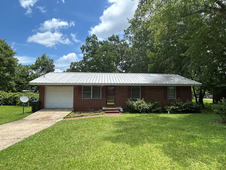 31 Massee Dr, Dothan, AL 36301 - #3