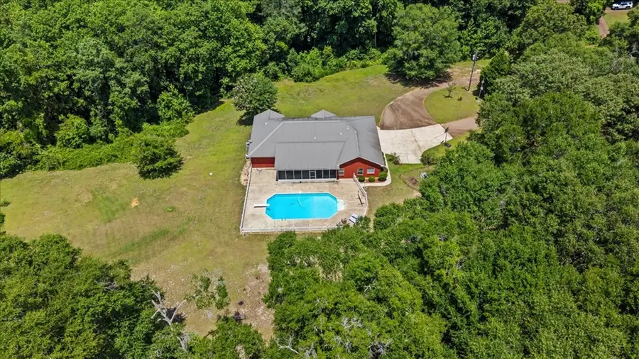 994 Doe Run Drive, Newton, AL 36352 - #2
