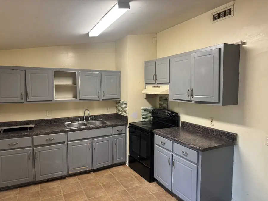 905 Post Oak, Dothan, AL 36301 - #2