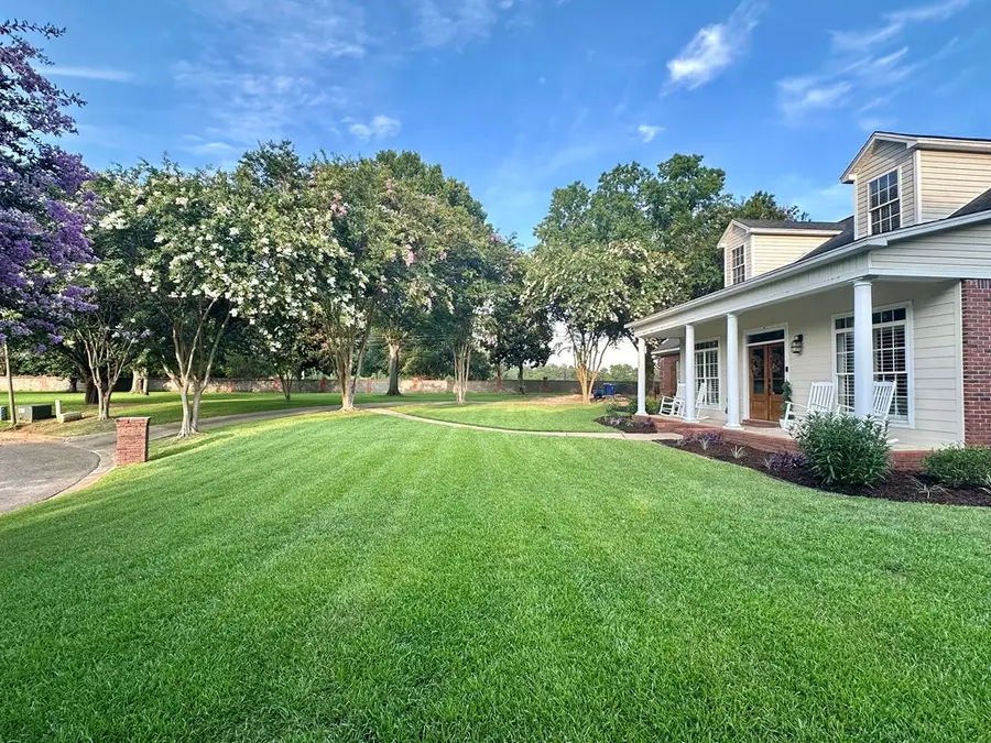 101 Eton Dr, Dothan, AL 36305 - #2
