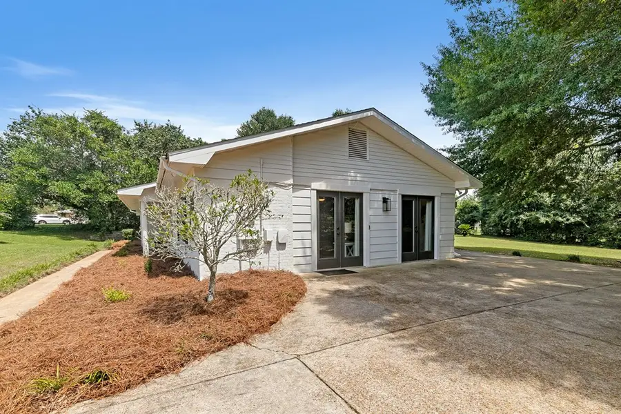 206 N Valley Hill Drive, Enterprise, AL 36330 - #3