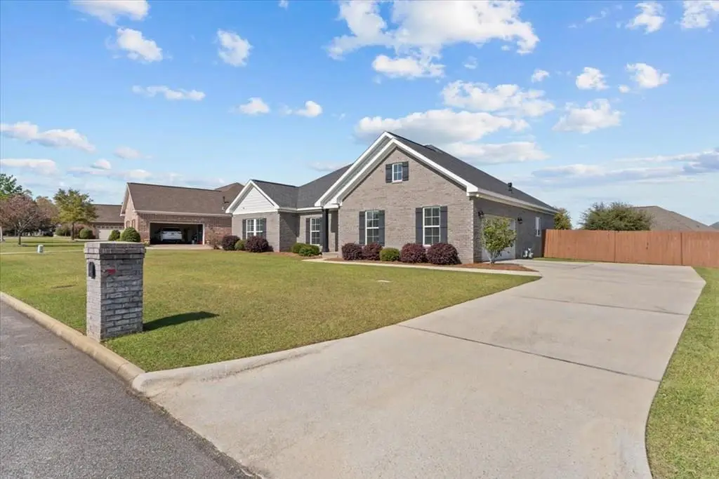 107 Highland Drive, Headland, AL 36345 - #1