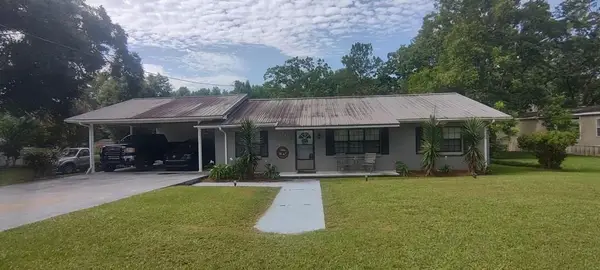 507 W W Ewing St, Samson, AL 36477