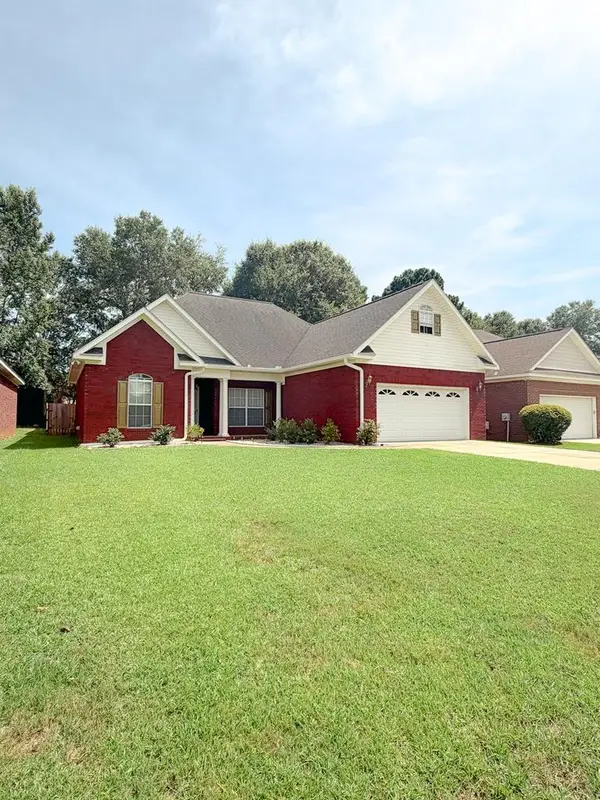 100 Brockton Court, Dothan, AL 36305