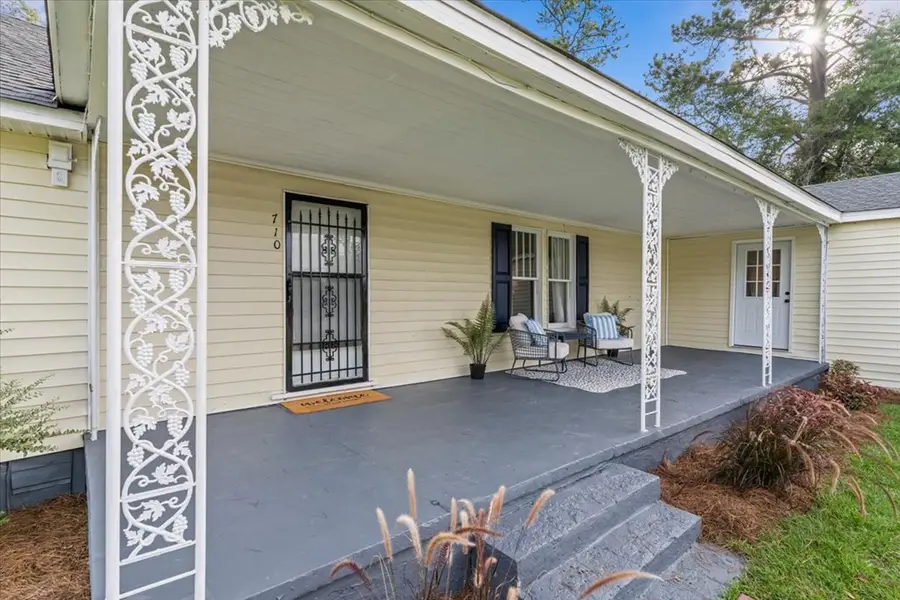710 Houston St, Cottonwood, AL 36320 - #2