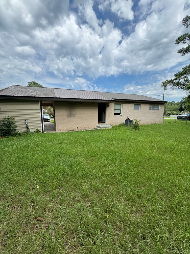 105 Glen Iris Drive, Eufaula, AL 36027 - #2