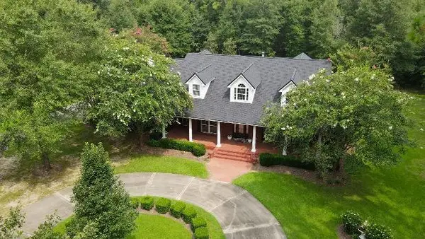 12 Harrington Ln, Dothan, AL 36305