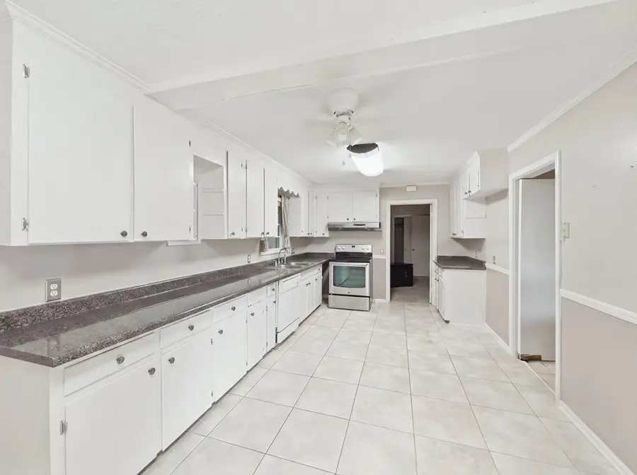 109 Rimson Road, Dothan, AL 36301 - #3