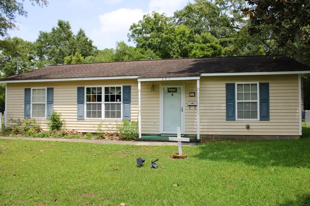 507 S Appletree St, Dothan, AL 36301 - #1