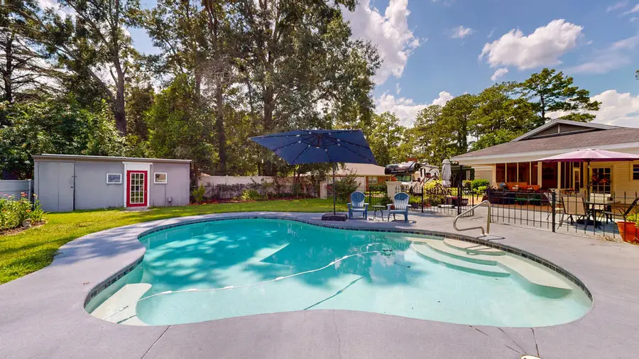 604 Rosemont Drive, Dothan, AL 36303 - #2
