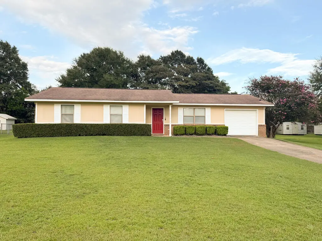 2916 Lonsdale Drive, Dothan, AL 36303 - #1