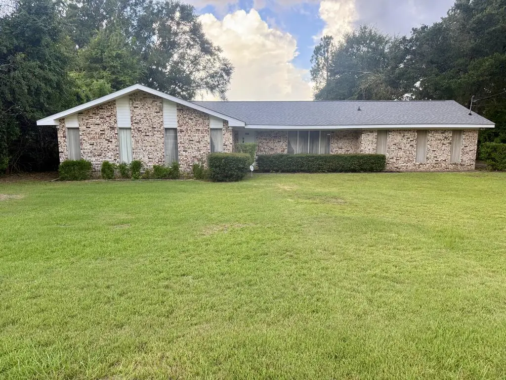 2803 Griffin Dr, Dothan, AL 36303 - #1