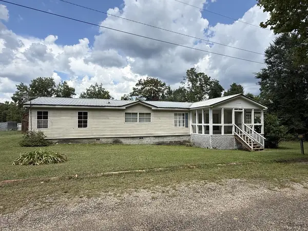 209 Mclain, Newville, AL 36353