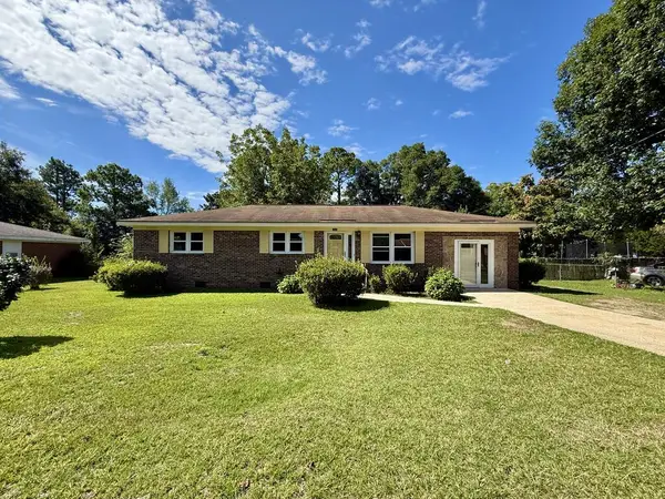 2309 Kristi Lea Dr, Dothan, AL 36303