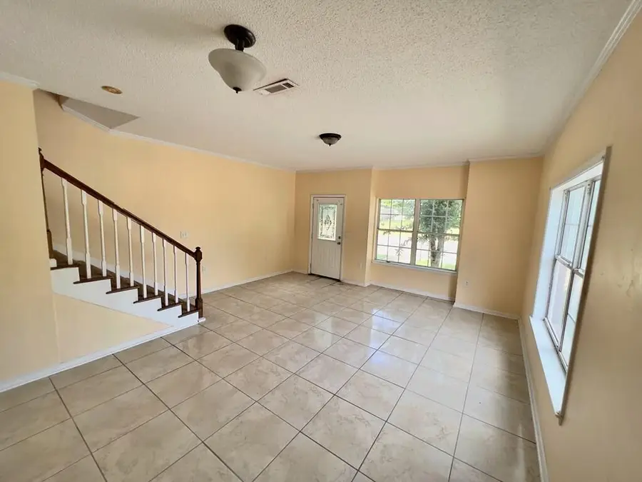 412 Unit 4 N Range St, Dothan, AL 36303 - #3