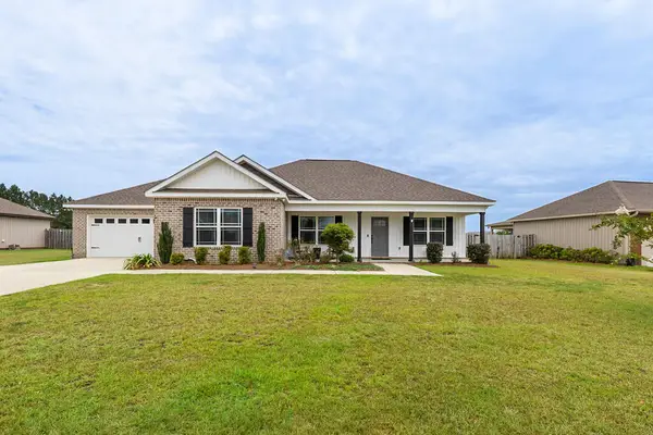 107 Tanglewood, Headland, AL 36345