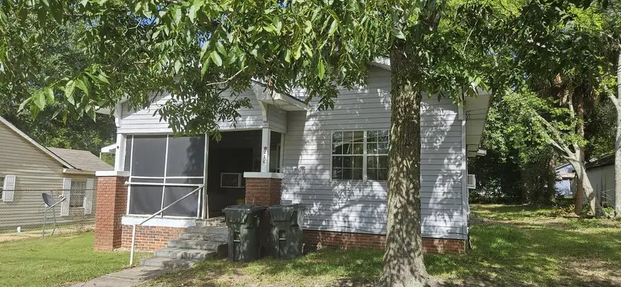 212 Montana Street, Dothan, AL 36303 - #3