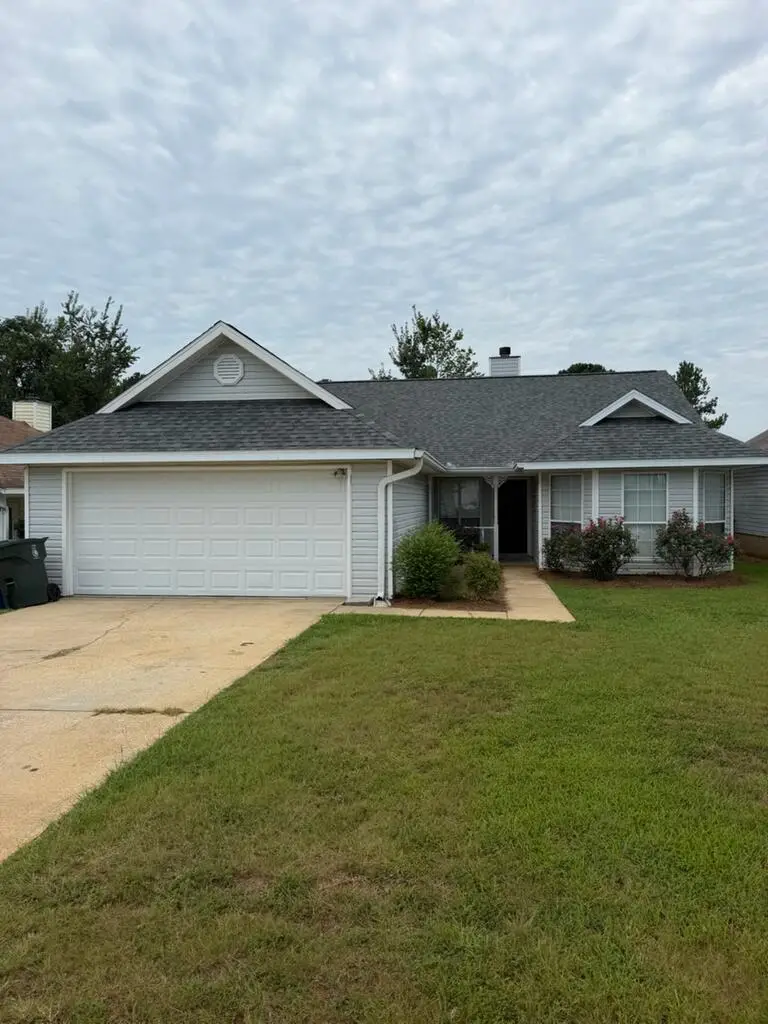 407 Denise St, Dothan, AL 36305 - #1