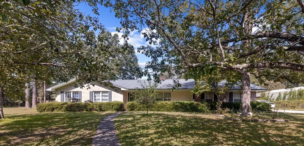608 Collingswood Drive, Dothan, AL 36301 - #1