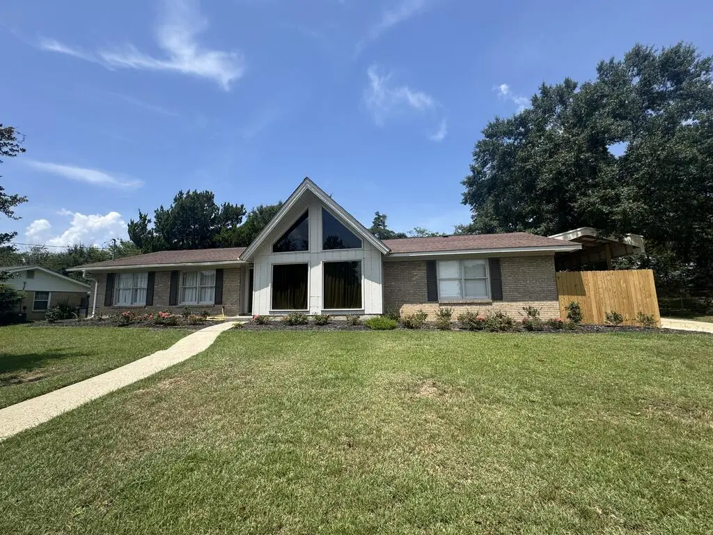 1807 Westover, Dothan, AL 36930 - #1