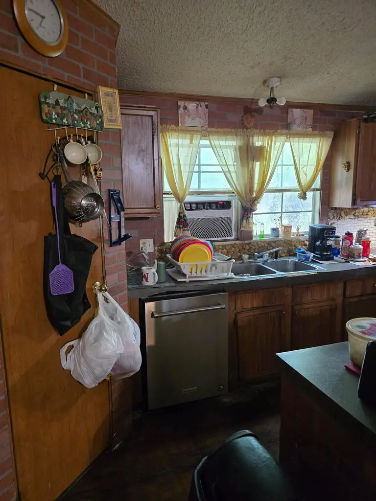 67 Gum Street, Gordon, AL 36343 - #3