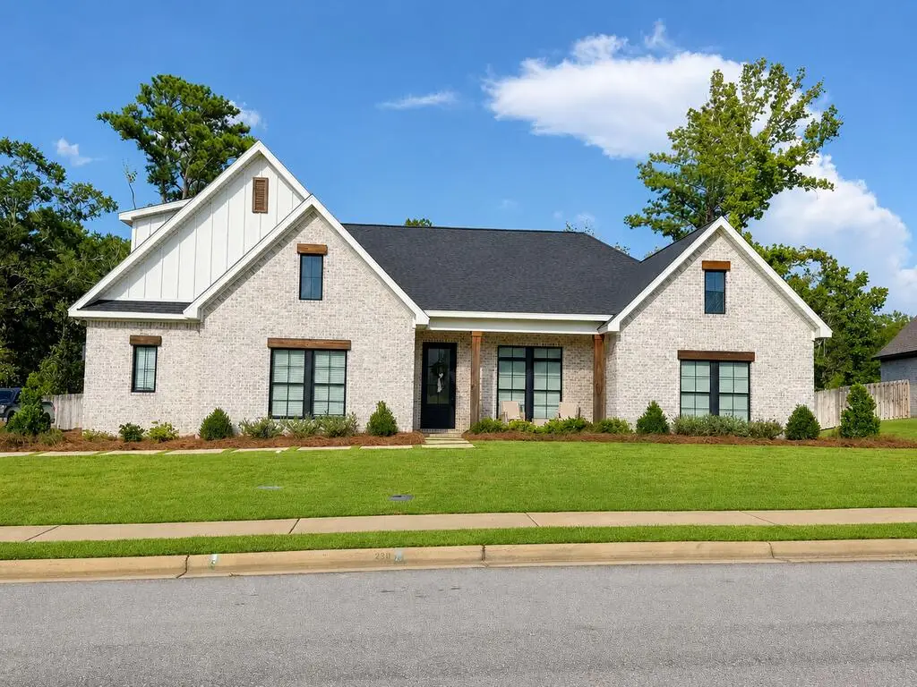 239 Windemere, Dothan, AL 36303 - #1