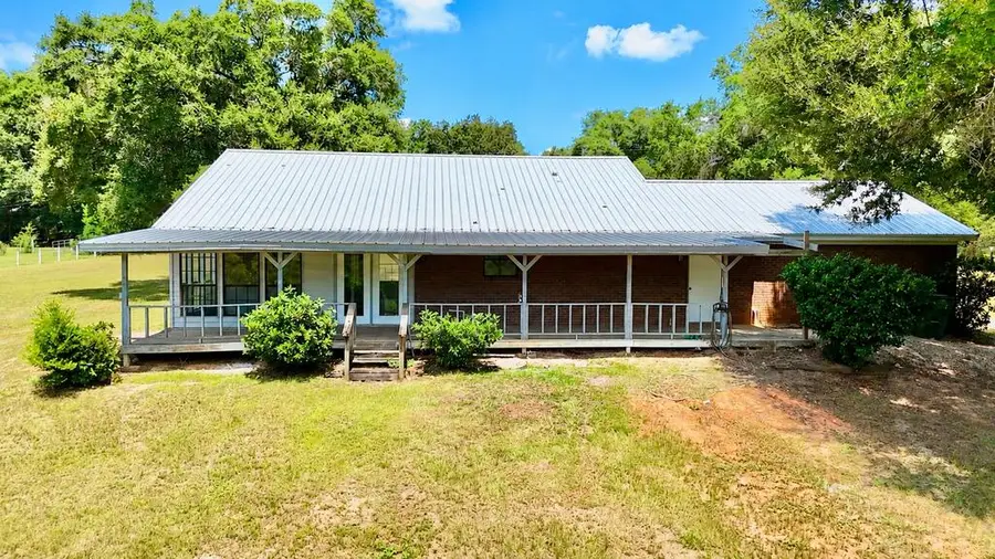 147 Barton Street, Ozark, AL 36360 - #3