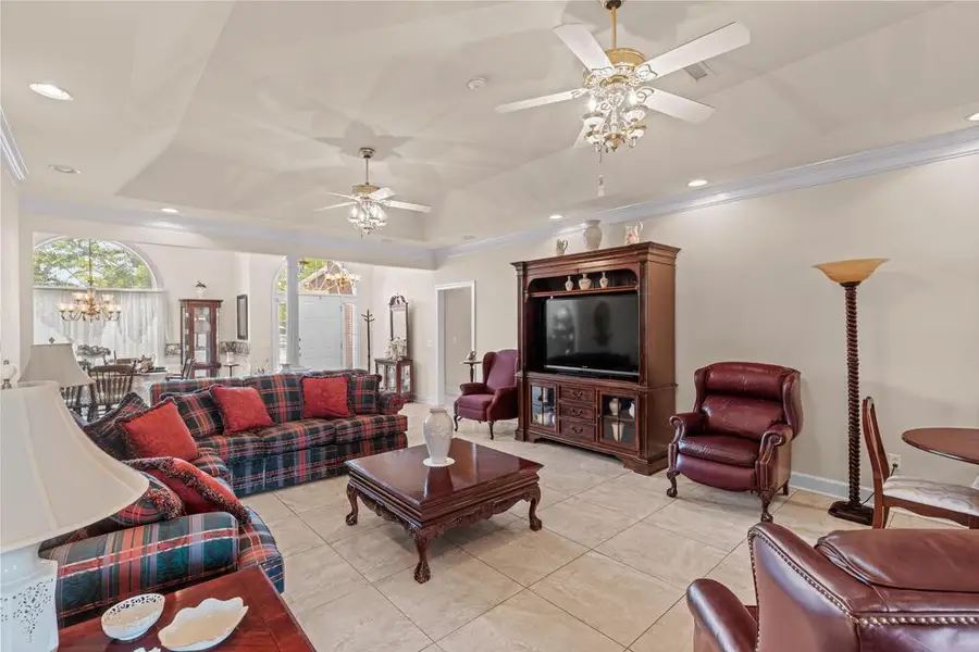101 Willow Oaks, Headland, AL 36345 - #3