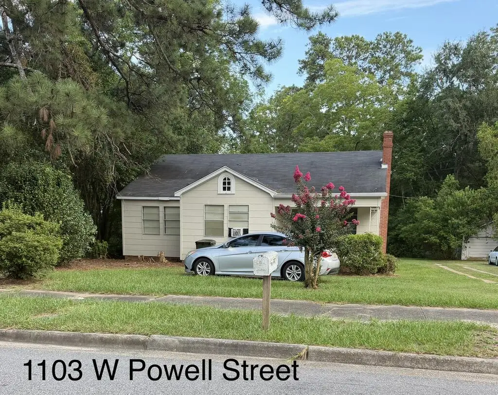 1103 W Powell Street, Dothan, AL 36303 - #1