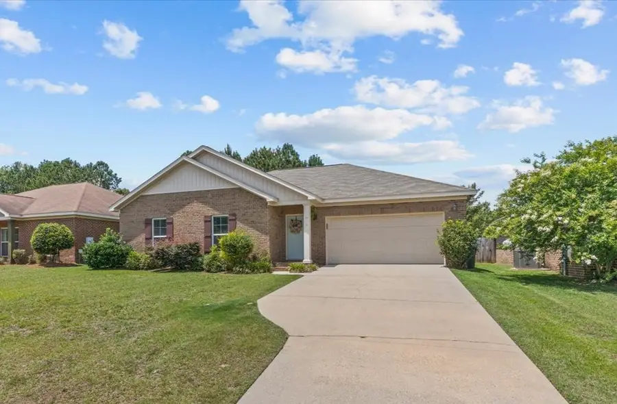 104 Erie Drive, Dothan, AL 36301 - #2
