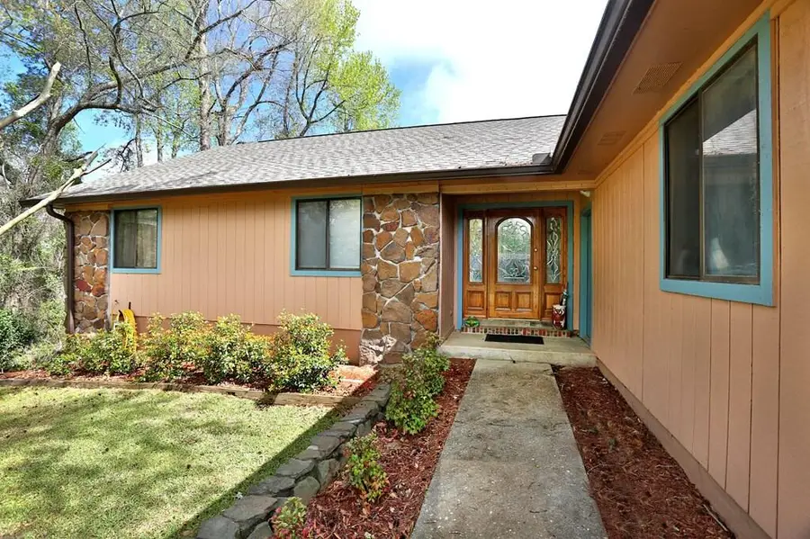409 Inlet Road, Eufaula, AL 36027 - #2