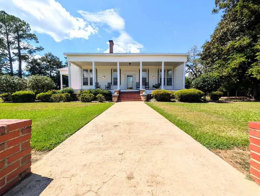 303 N Main Street, Columbia, AL 36319 - #3