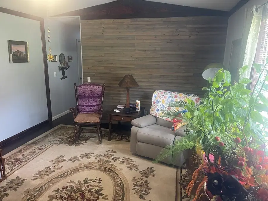 44 Hollis Dr, Newton, AL 36352 - #3