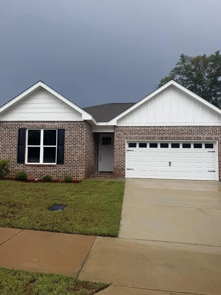 400 Grand Harbor, Dothan, AL 36303 - #1