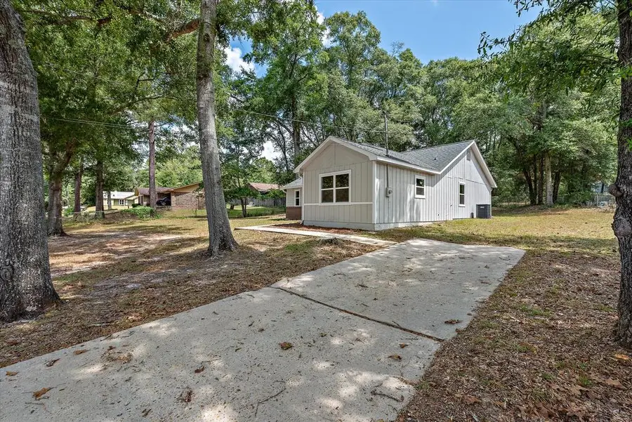 156 Casey Drive, Ozark, AL 36360 - #2