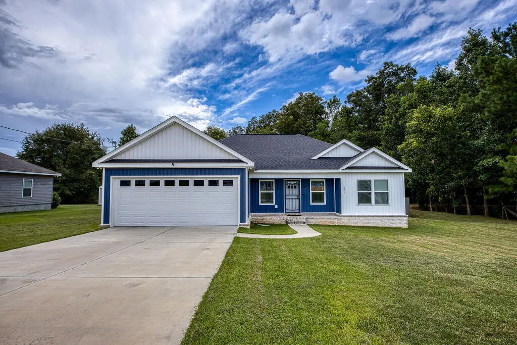 221 Northbrook Drive, Slocomb, AL 36375 - #1